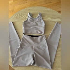 Strut This Beige Ribbed Leggings & Bra Set